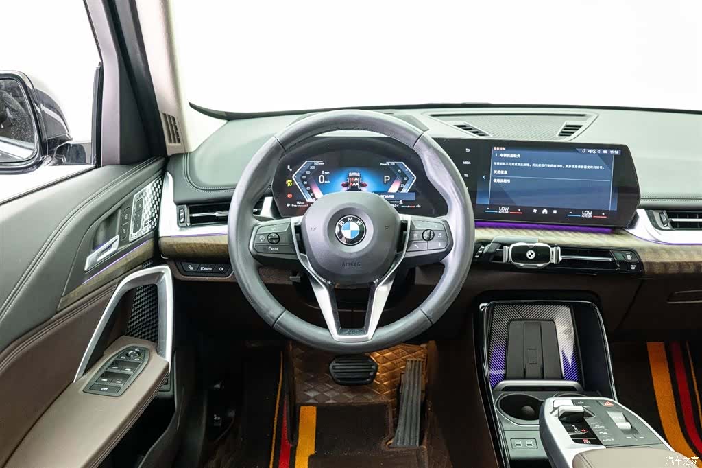 BMW X1, 2025 21