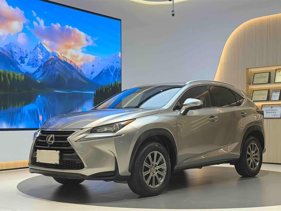 Lexus NX