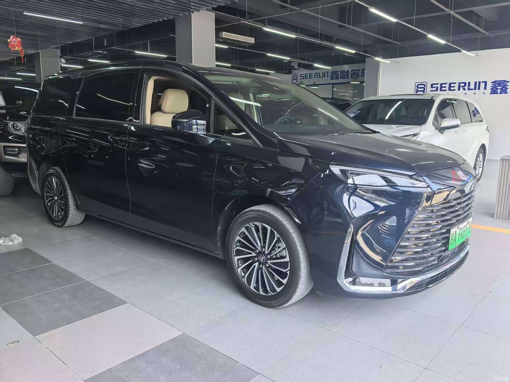 Buick GL8, 2025 2