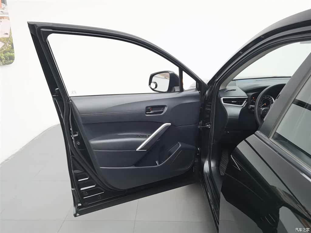 Toyota Frontlander, 2023 8