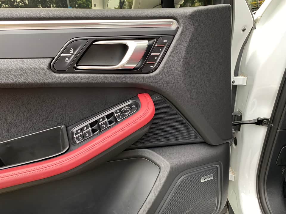 Porsche Macan Porsche Macan