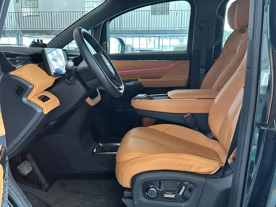 Geely Galaxy Wing true L380