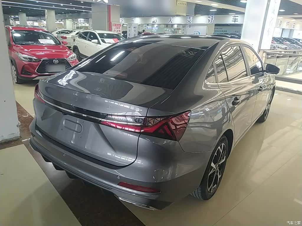Roewe i5, 2025 7