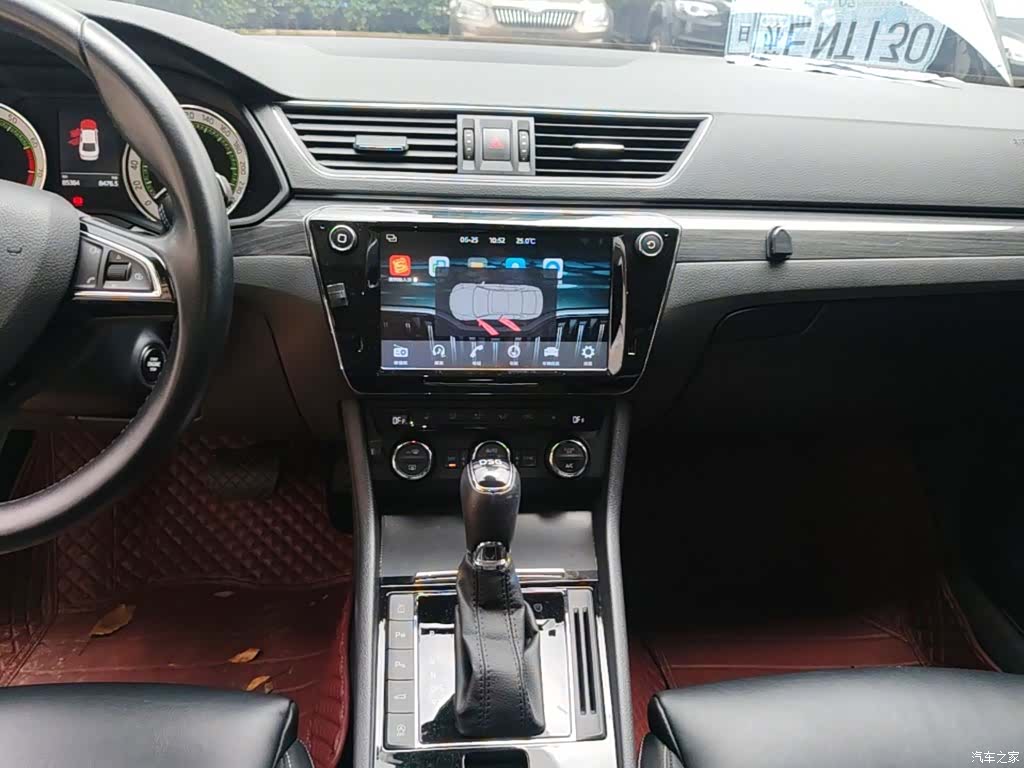 Skoda Superb, 2018 10