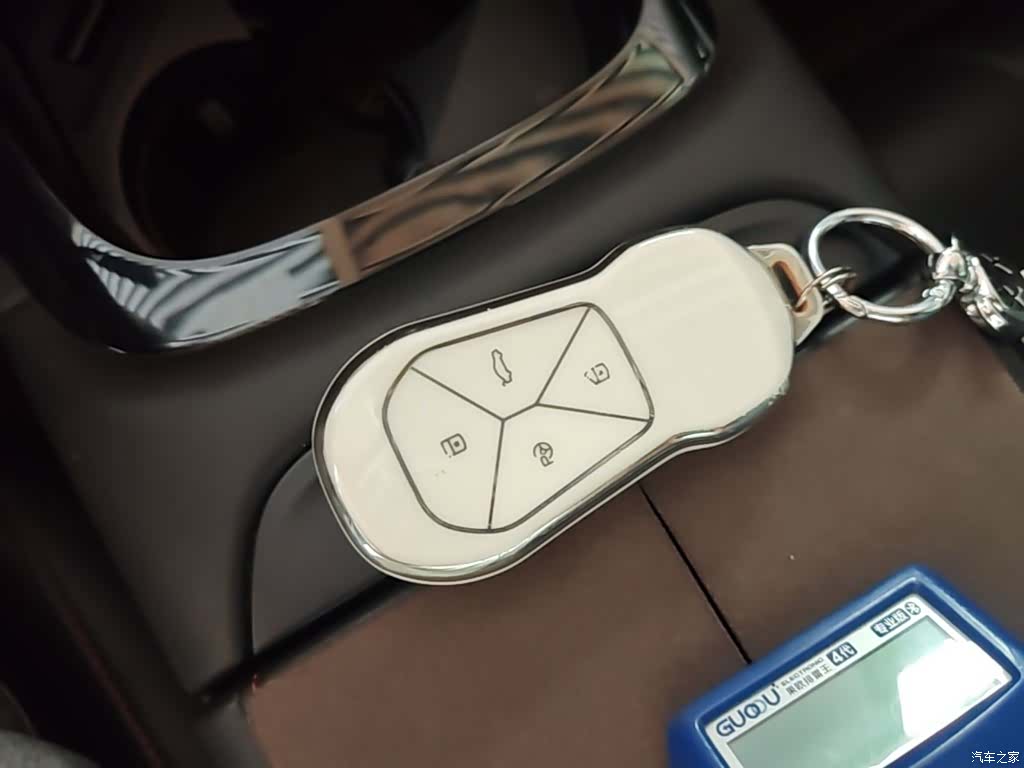 Xpeng P7, 2023 9
