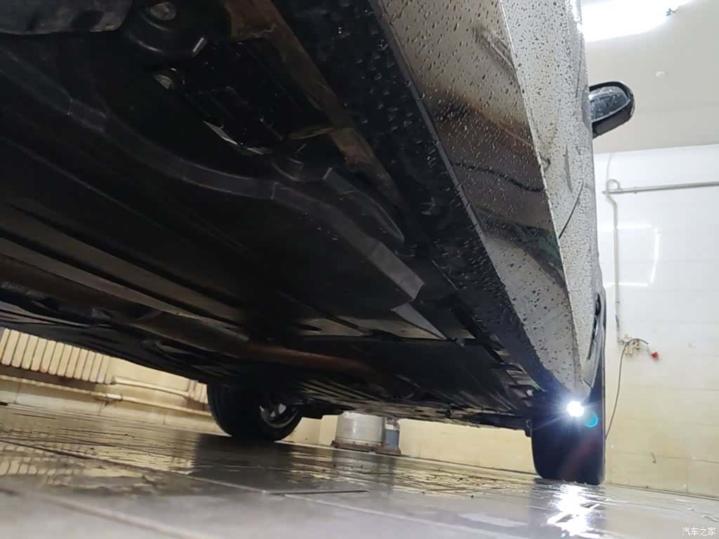 BMW X5, 2025 4