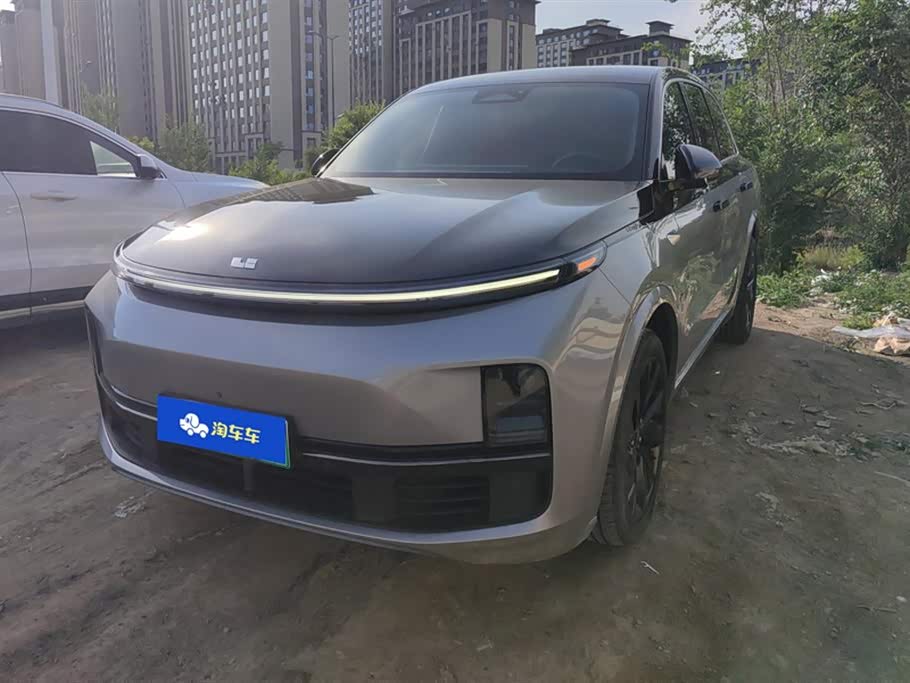 Li Auto L8