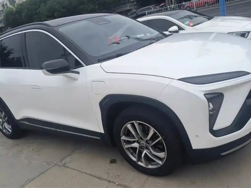 NIO ES6