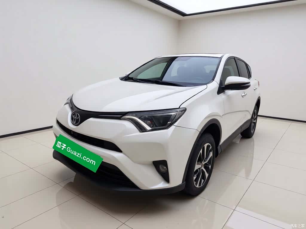Toyota RAV4, 2016 1