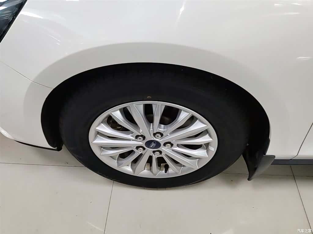 Ford Focus, 2021 23
