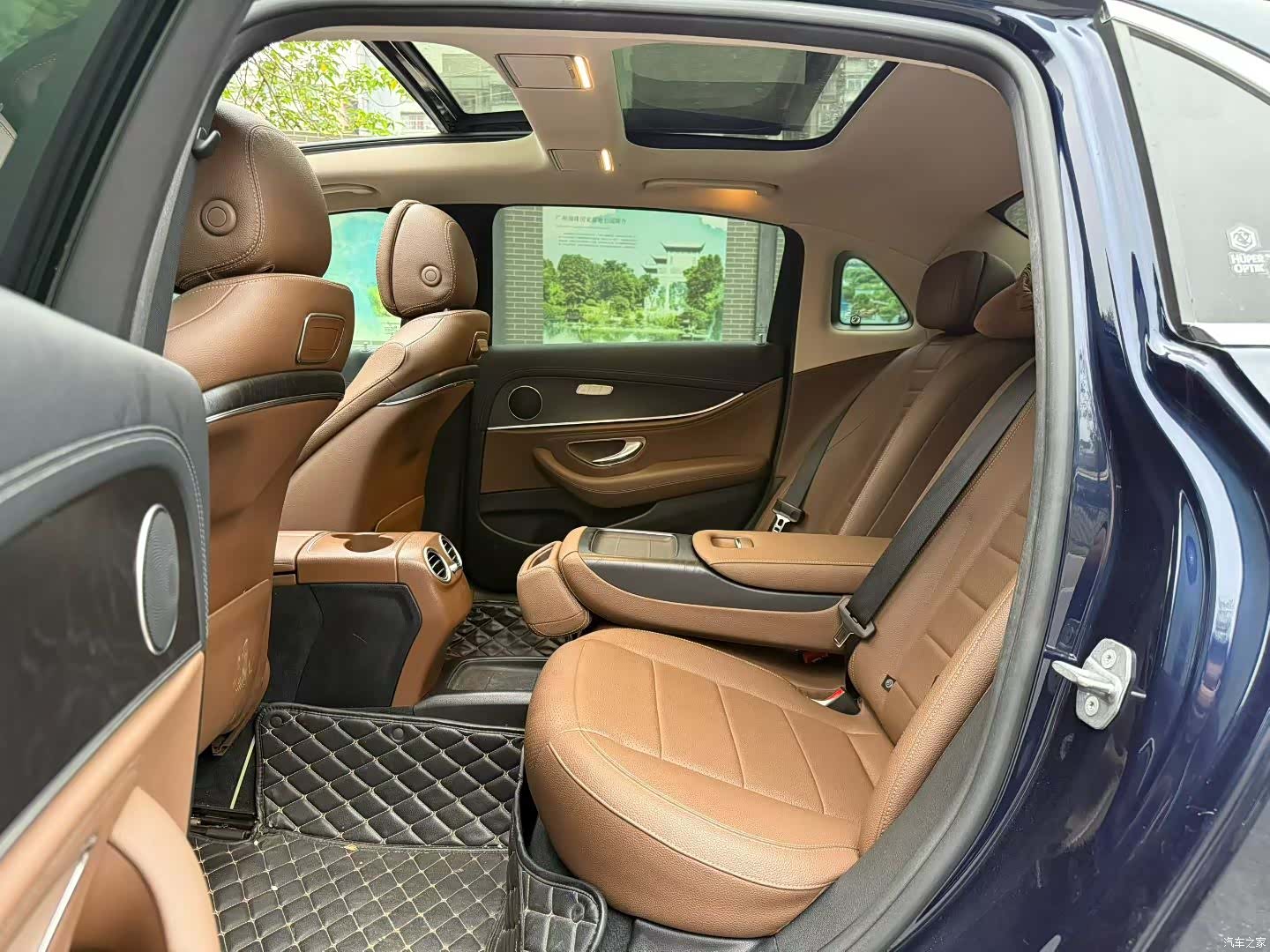 Mercedes-Benz E-Class, 2018 6