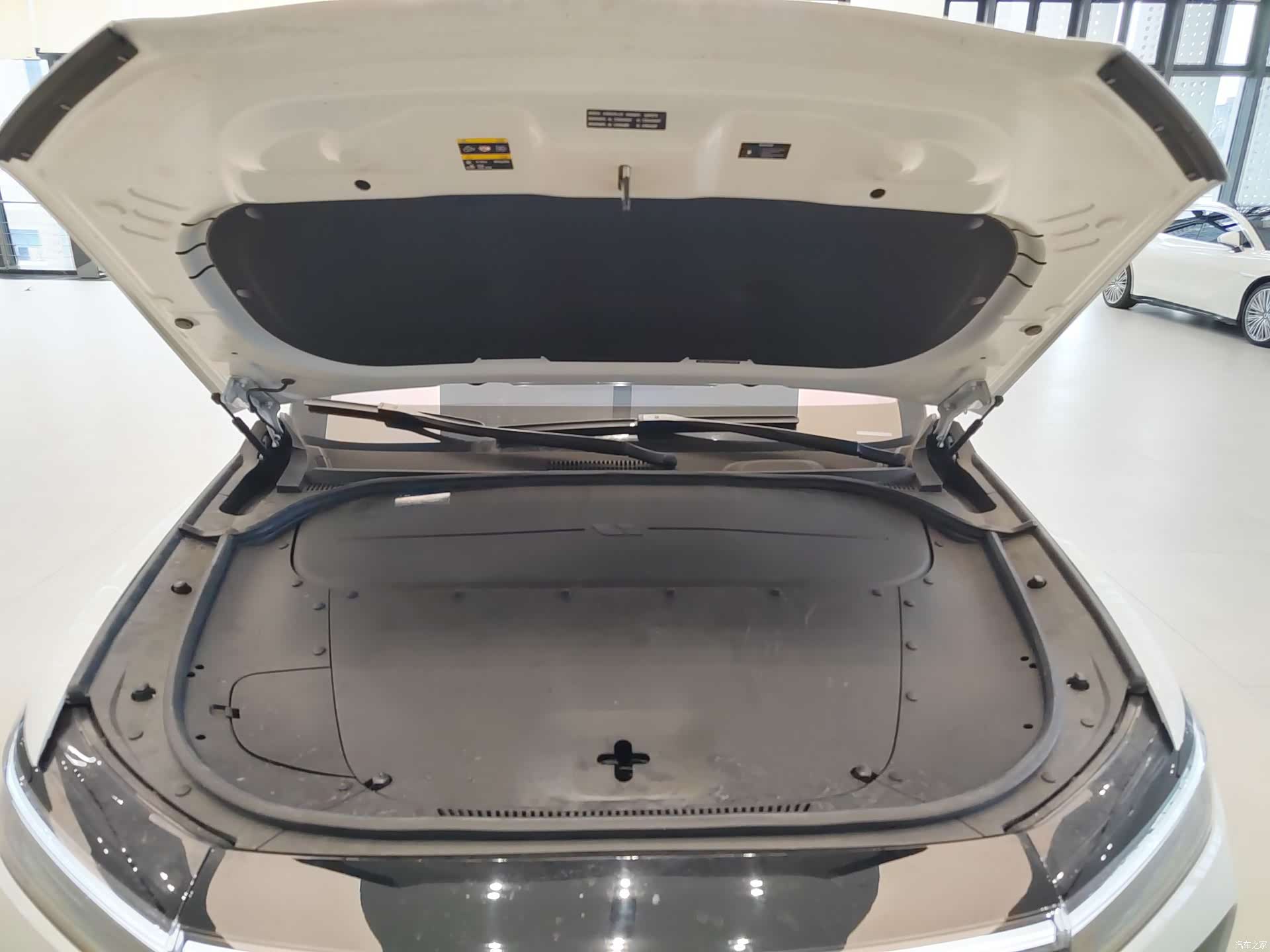 Li Auto ONE, 2021 15