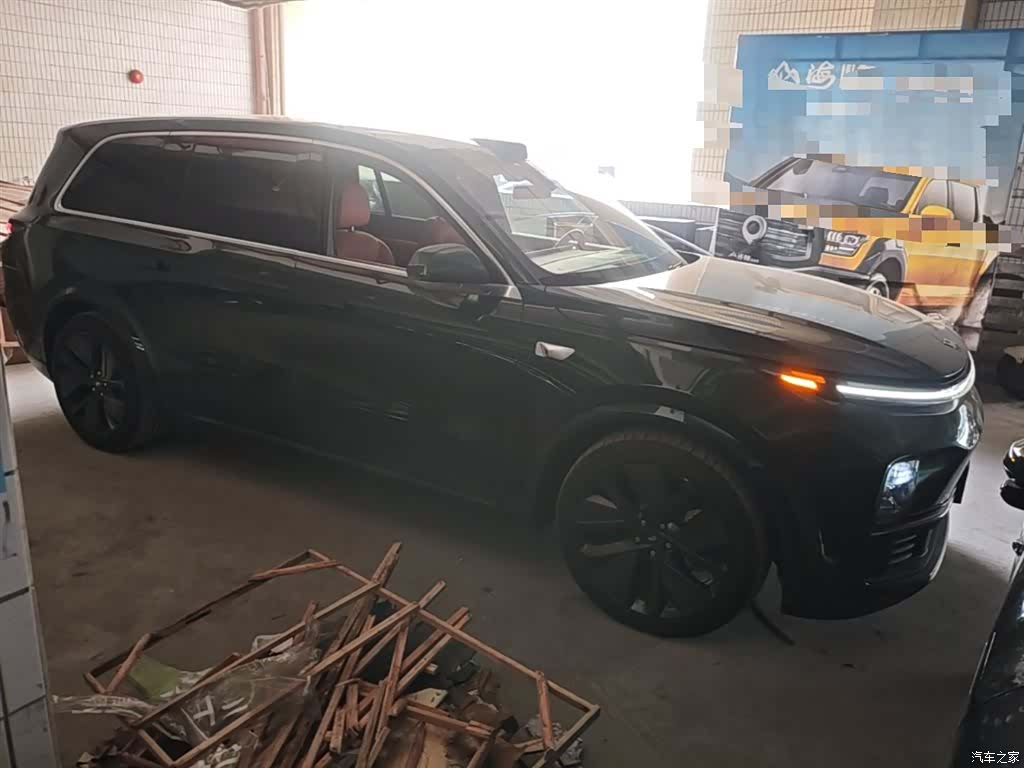 Li Auto L9, 2023 4