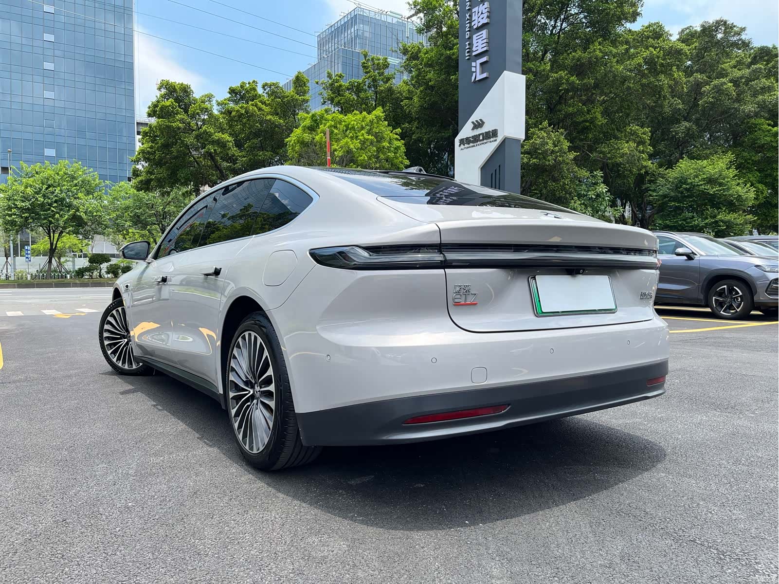 NIO ET7, 2023 4