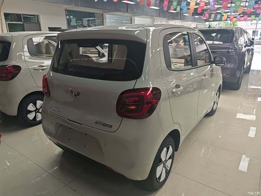 Wuling MINIEV, 2026 7