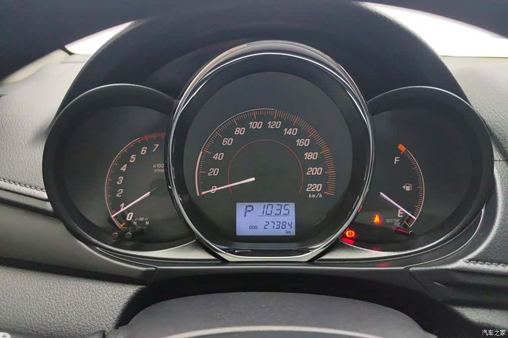 Toyota YARiS L, 2020 14