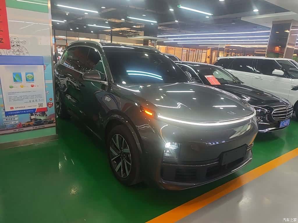 Li Auto L8, 2023 4