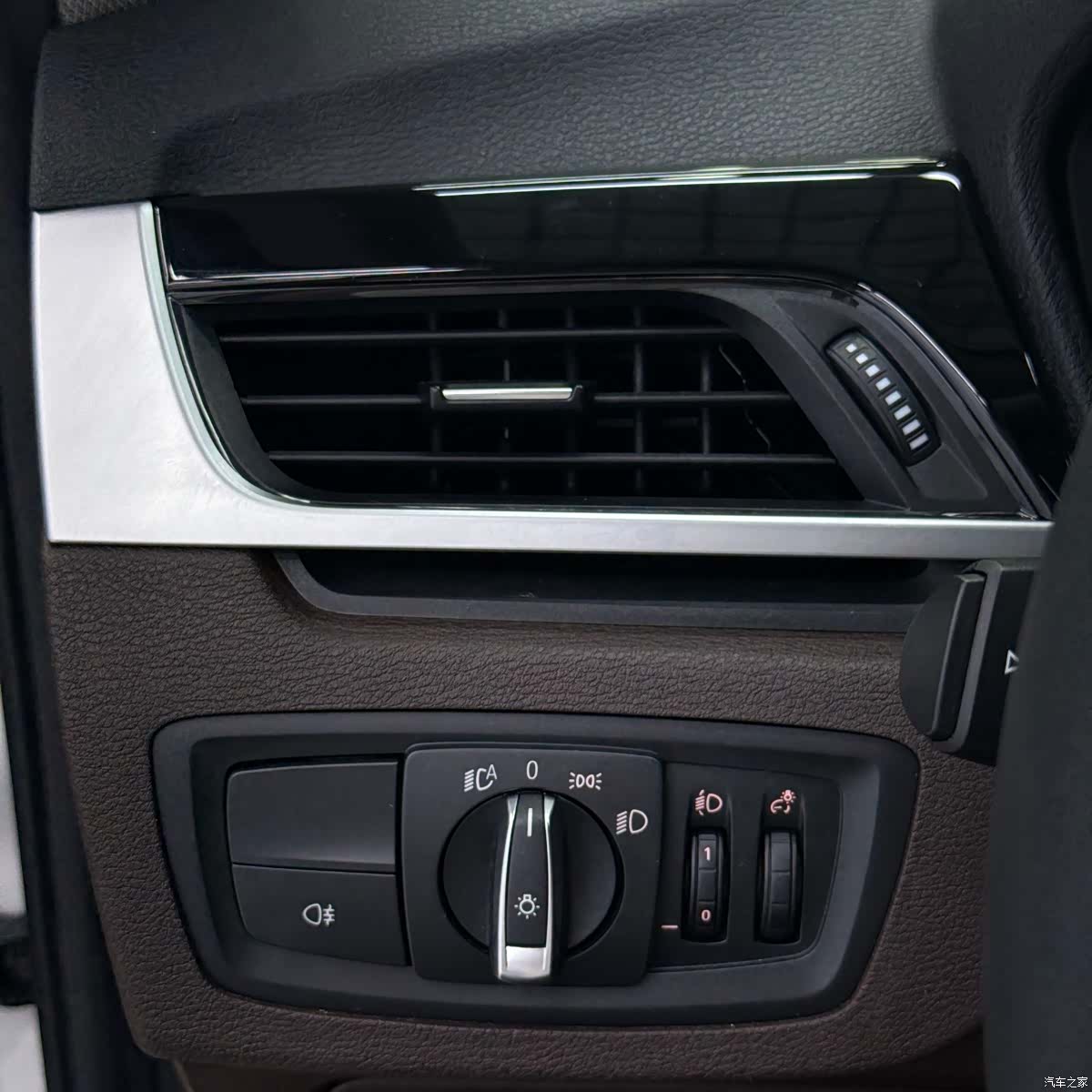 BMW X1, 2022 13