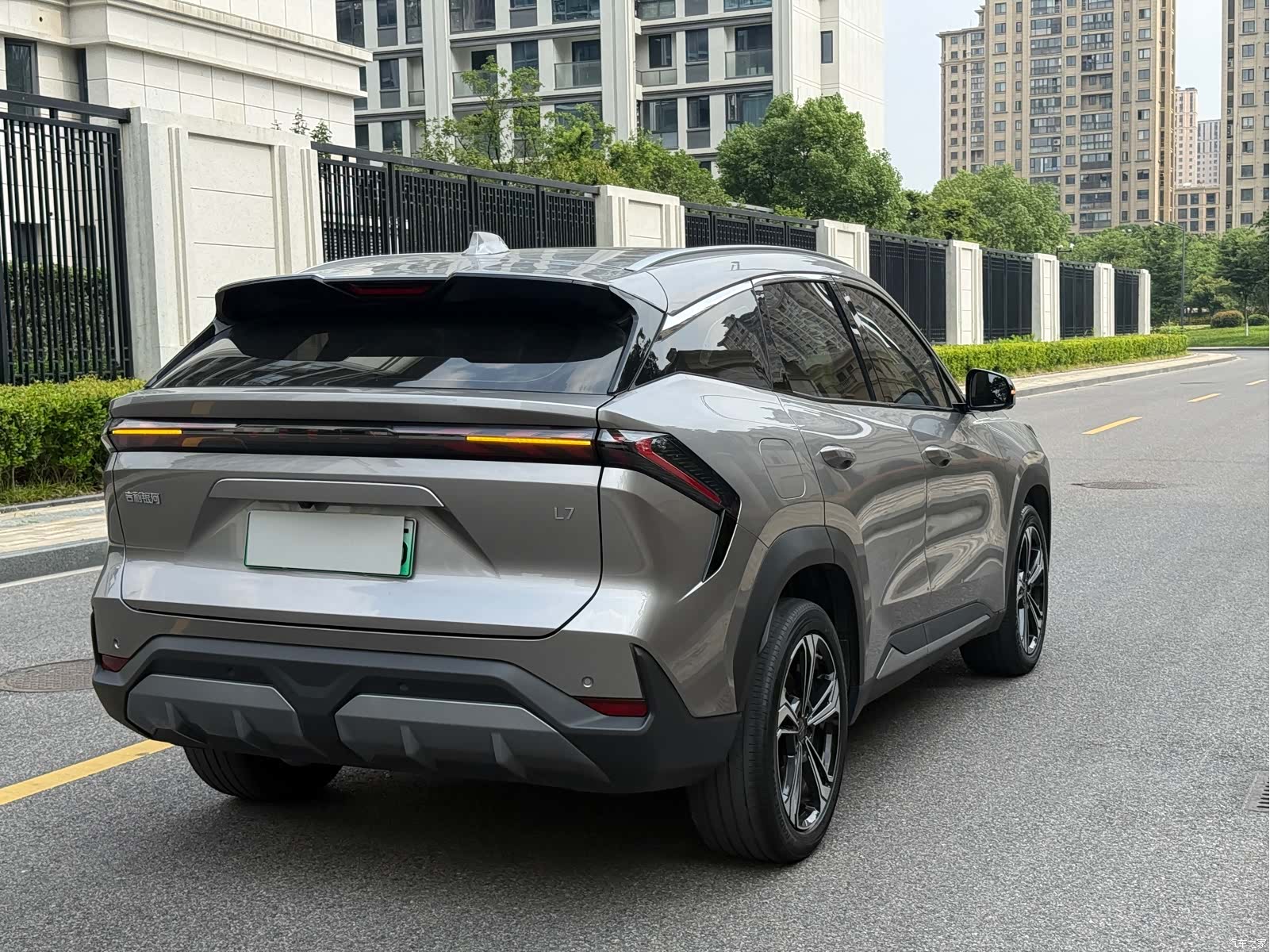 Geely Galaxy L7, 2024 6