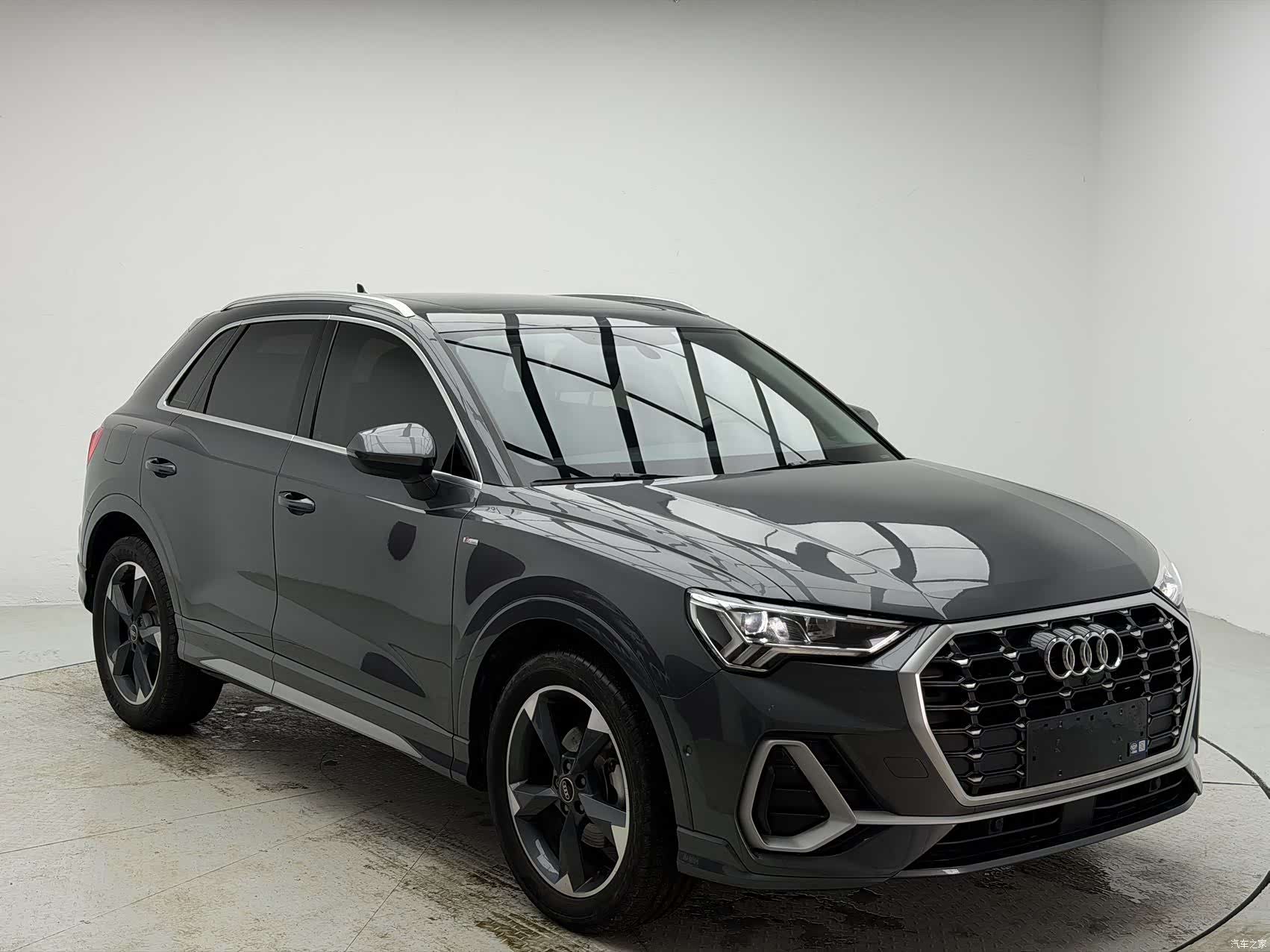 Audi Q3, 2023 все фото
