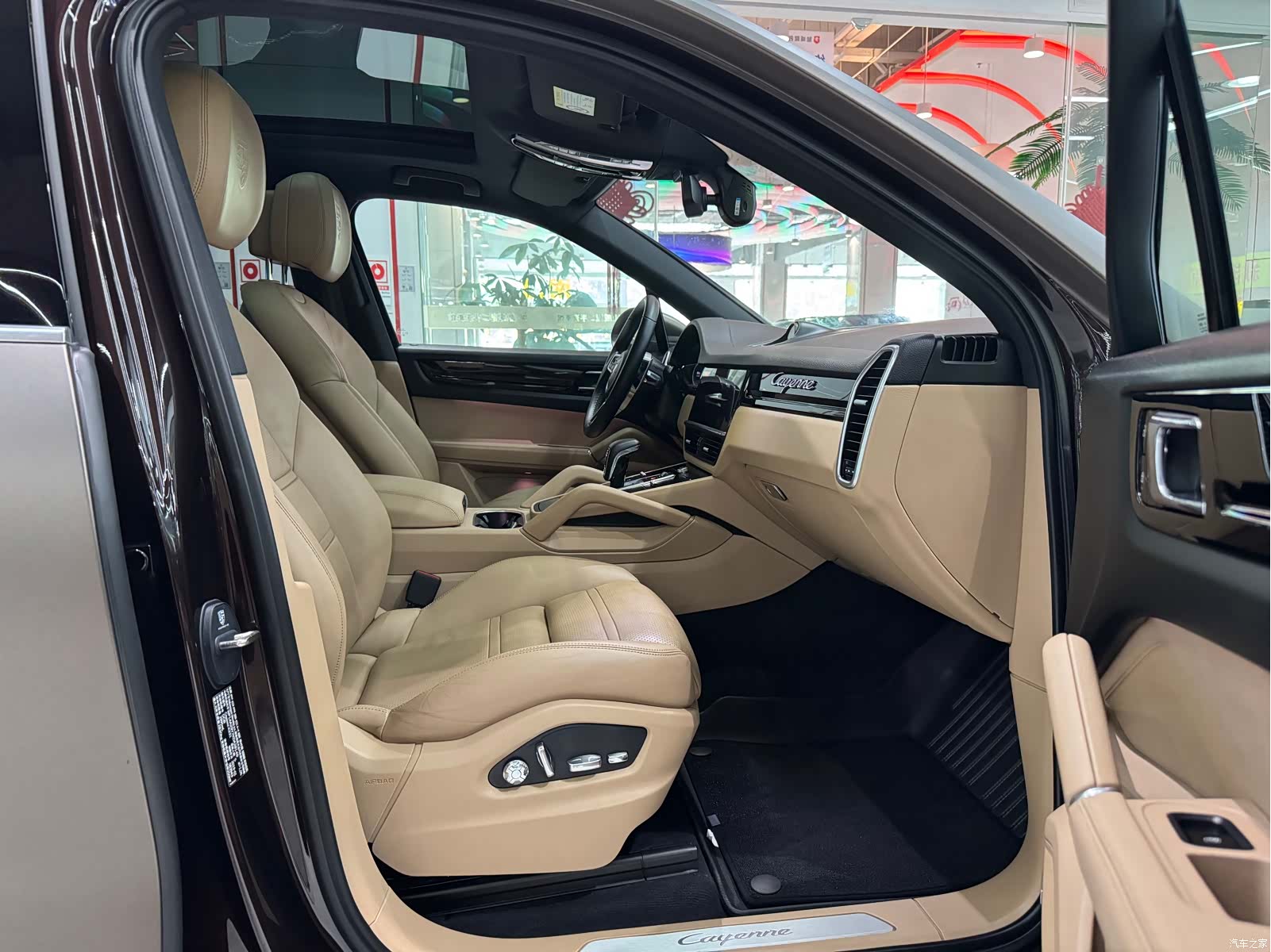 Porsche Cayenne, 2019 10