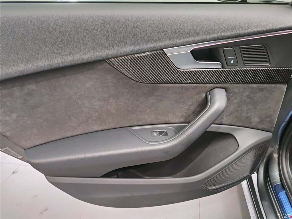 Audi A4L, 2021 24
