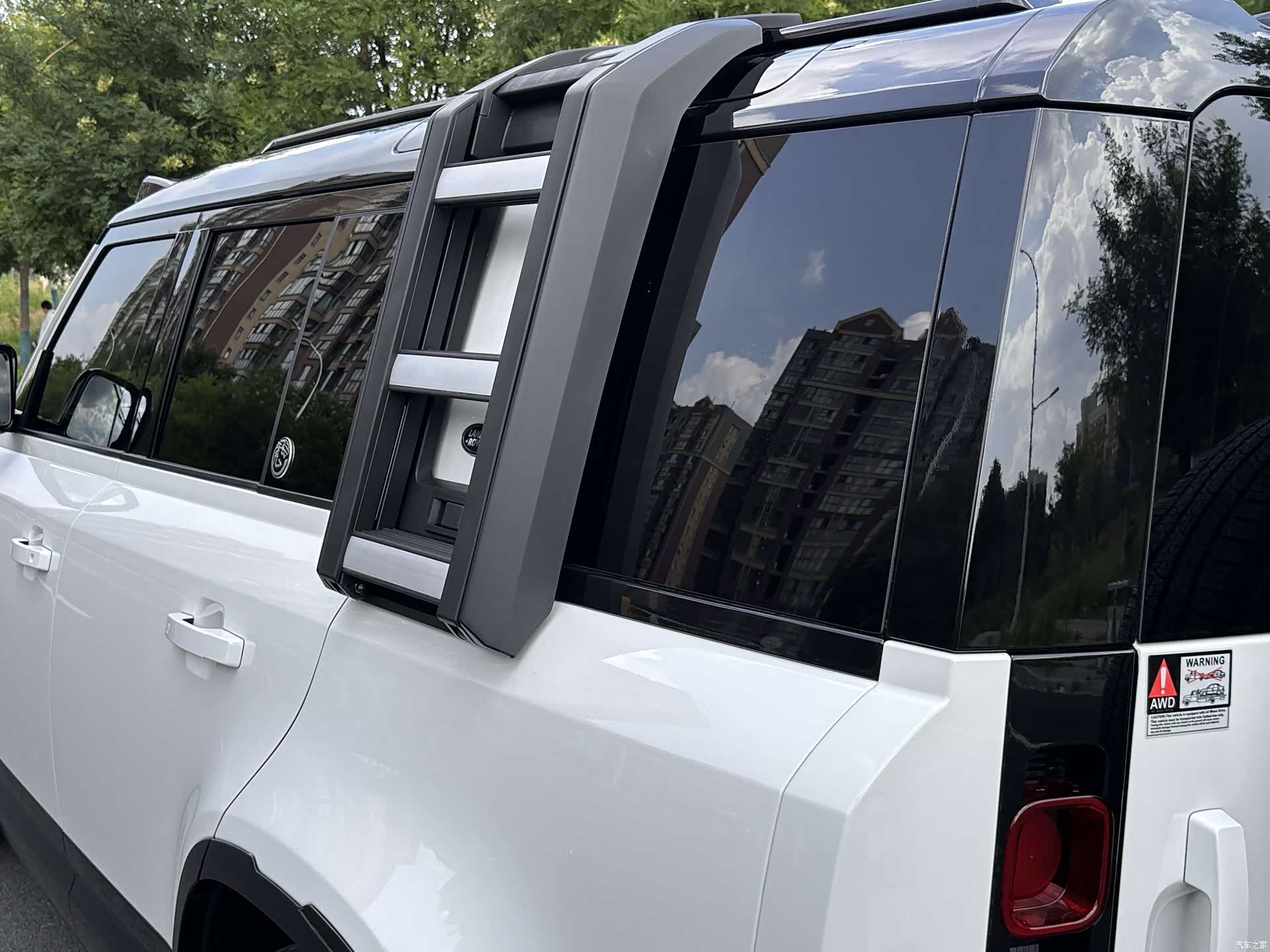 Land Rover Defender, 2021 24