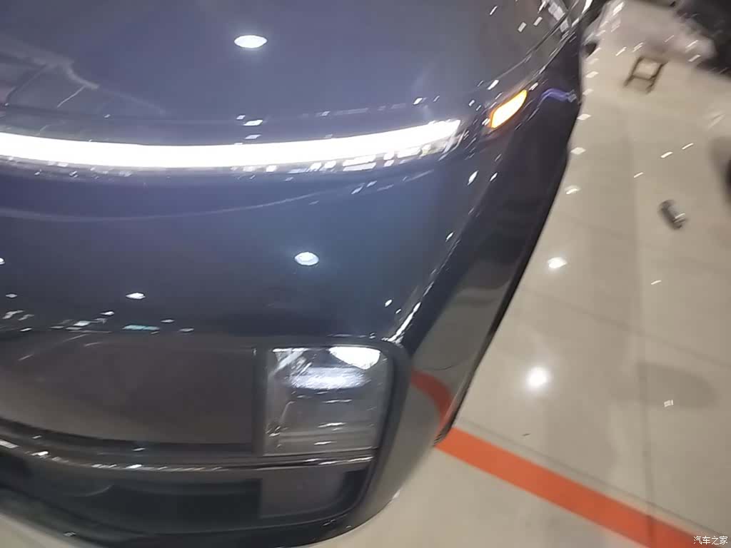 Li Auto L8, 2024 24