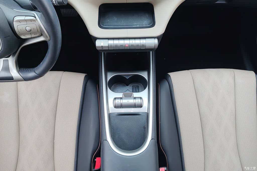 BYD Dolphin, 2026 16