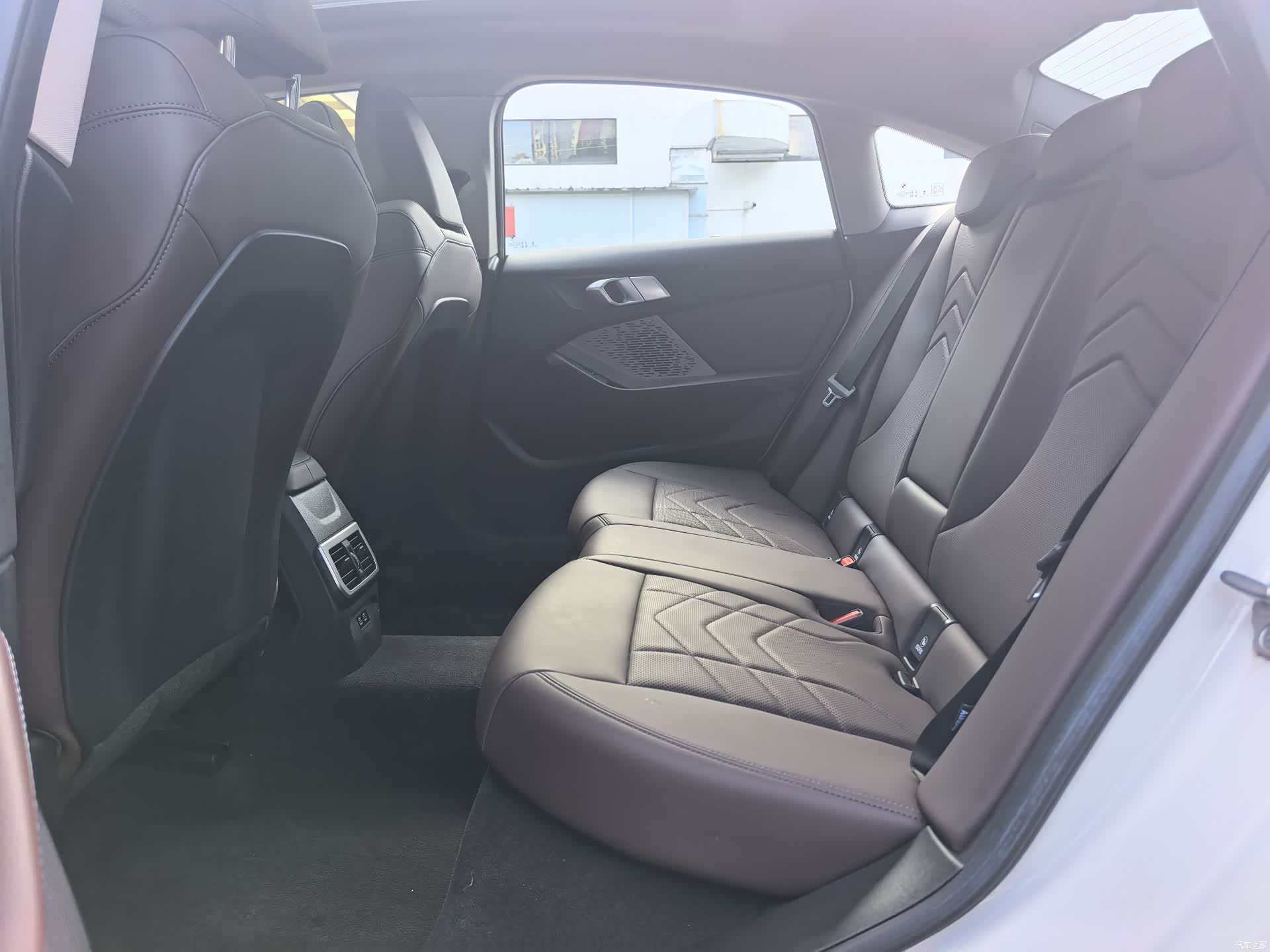 BMW 2 Series, 2025 13
