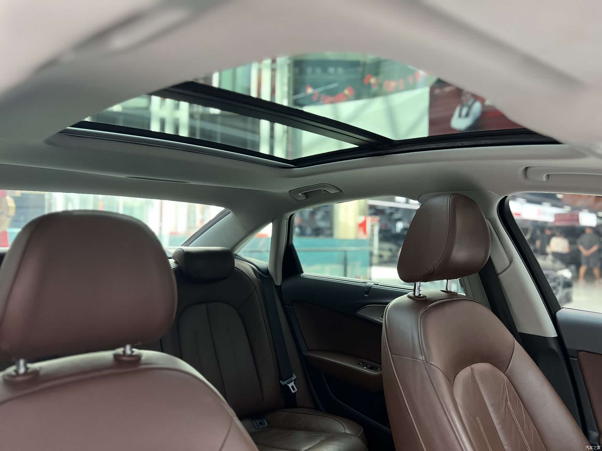 Audi A6L, 2013 23