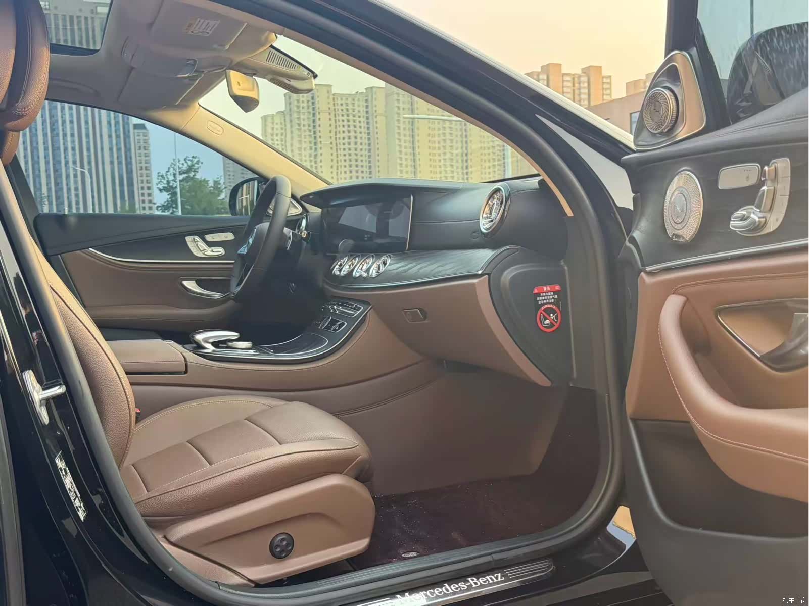 Mercedes-Benz E-Class, 2018 11