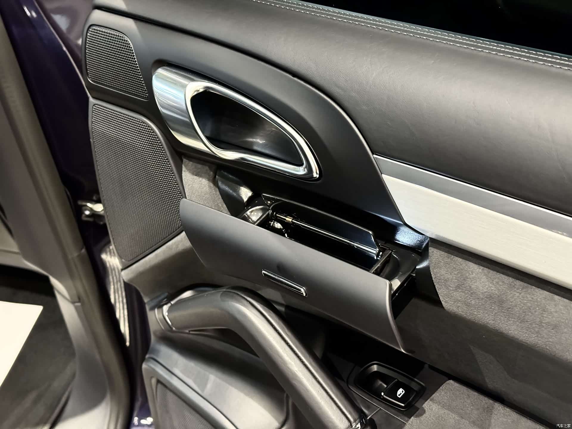 Porsche Cayenne, 2017 12