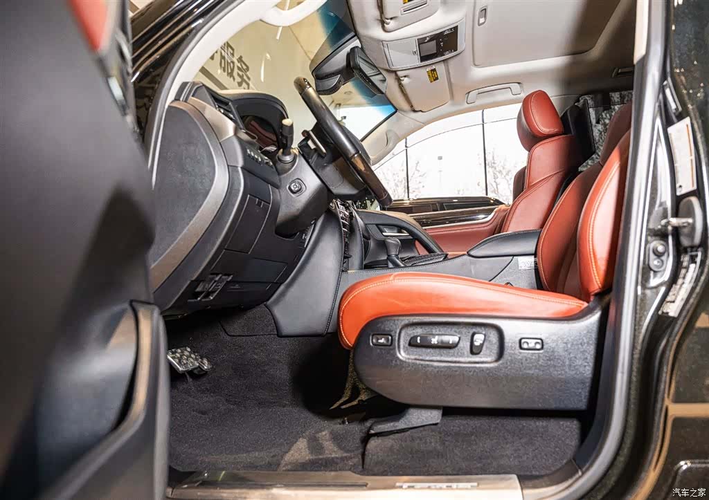 Lexus LX, 2022 7