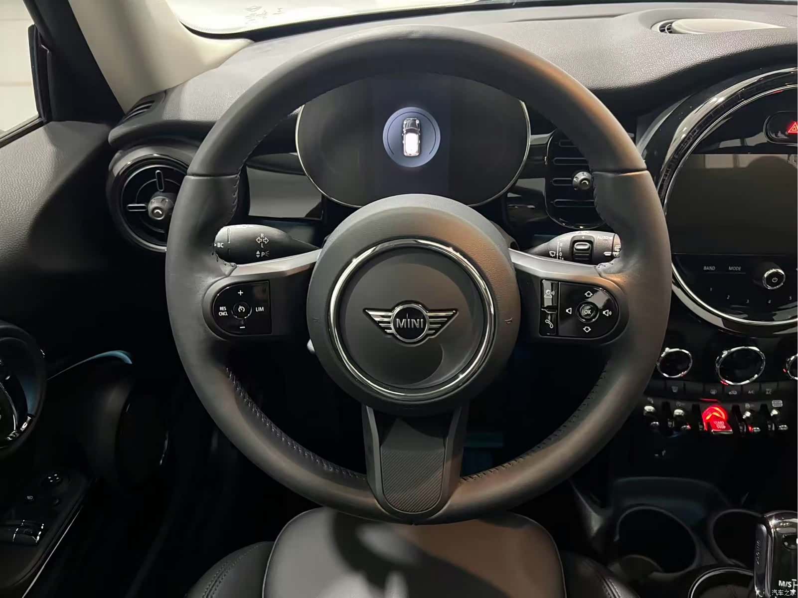Mini Cooper, 2024 12