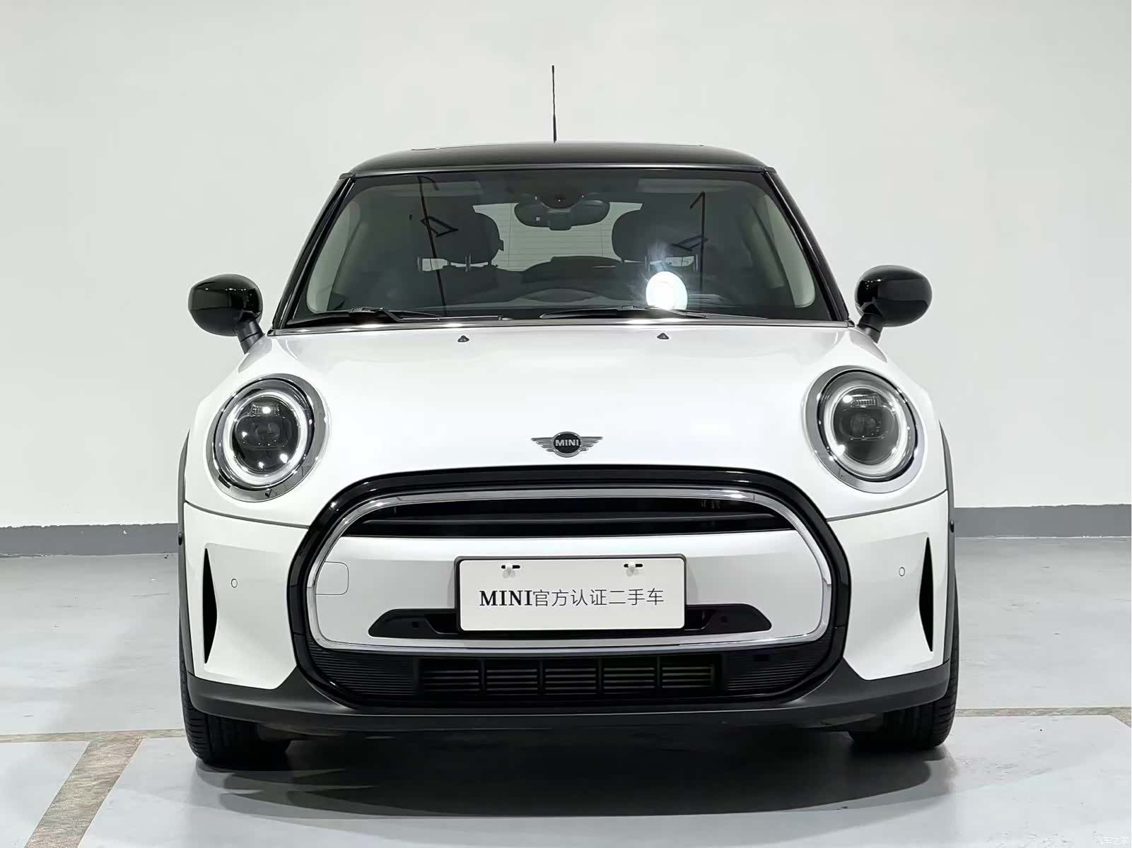 Mini Cooper, 2024 3