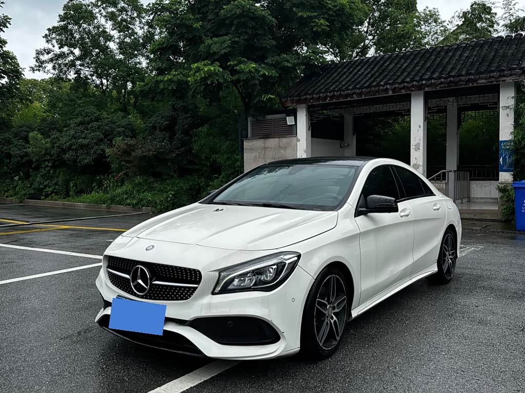 Mercedes-Benz CLA