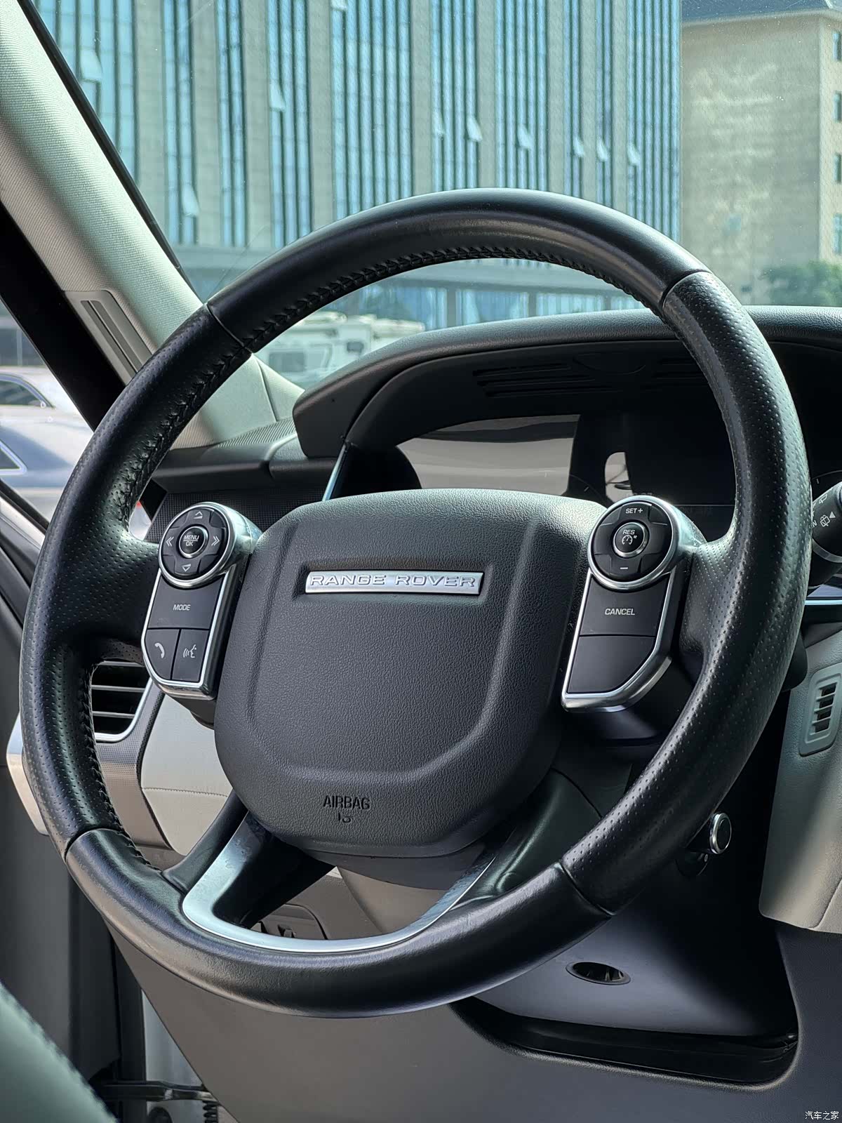 Land Rover Range Rover, 2015 12