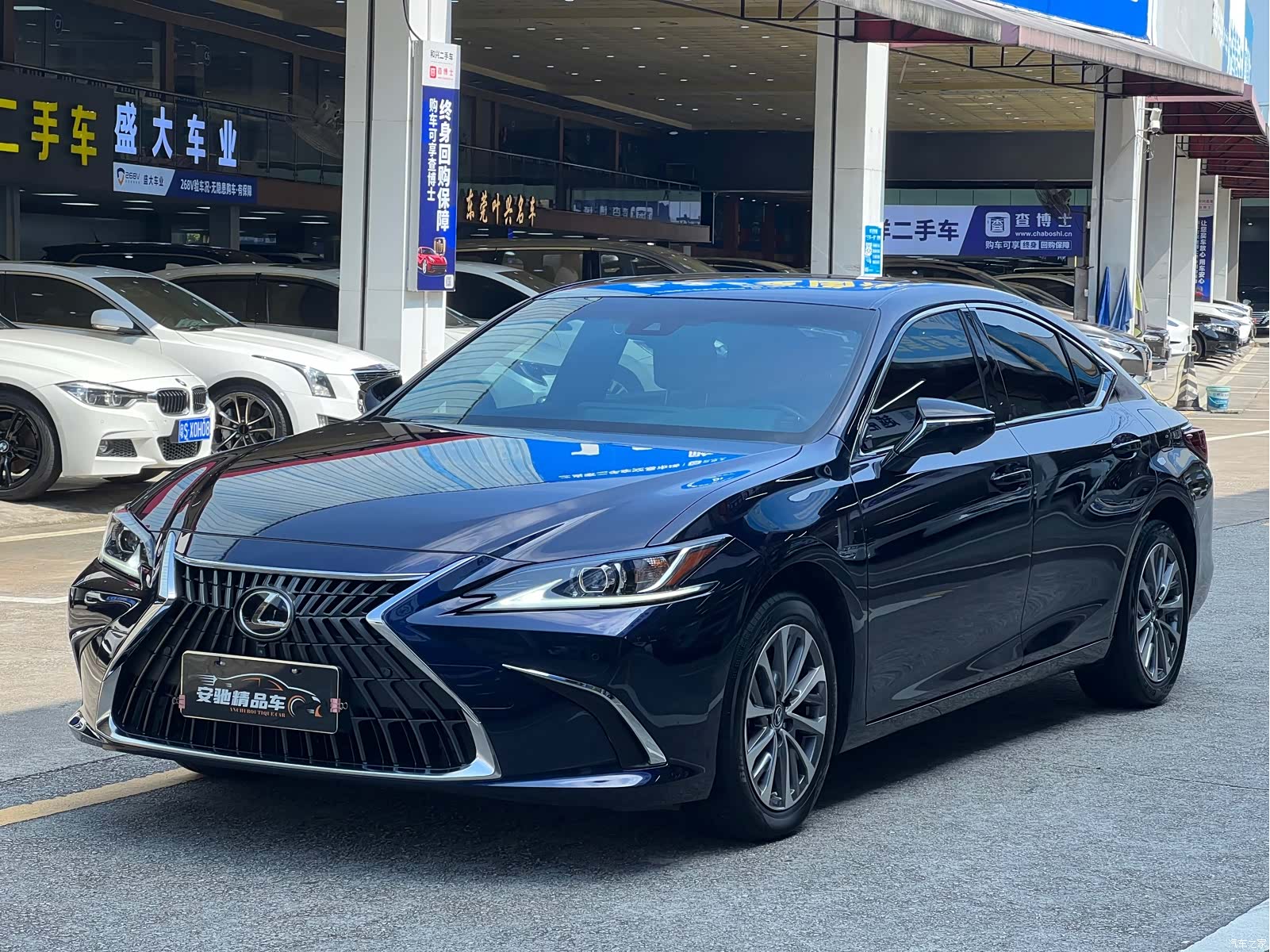 Lexus ES, 2024 1