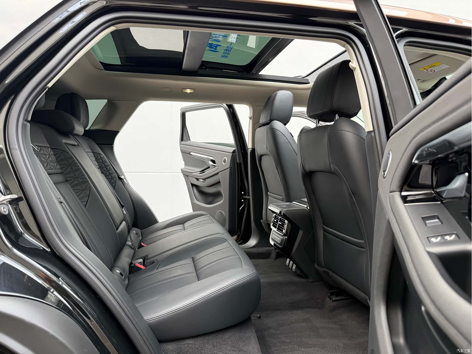 Land Rover Range Rover, 2023 10