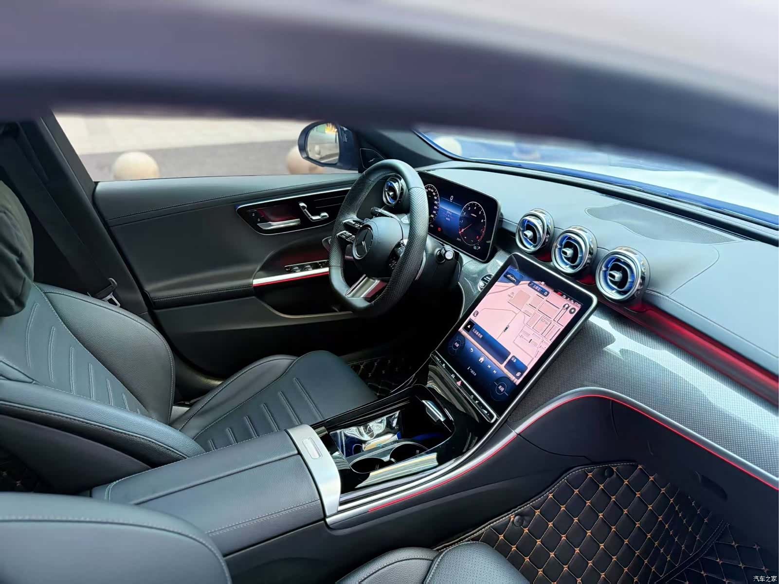 Mercedes-Benz C-Class, 2023 12