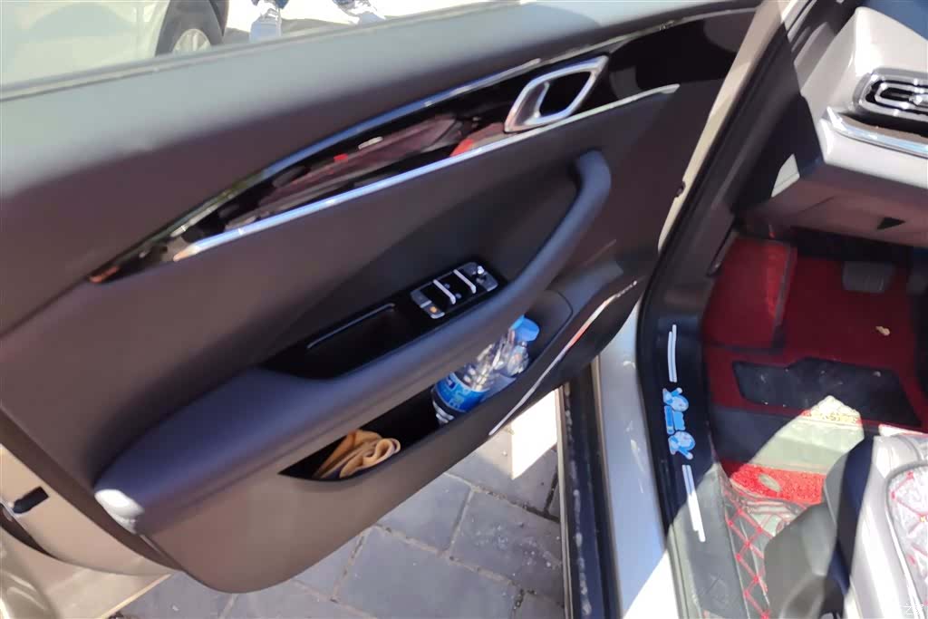 Geely Emgrand, 2026 7