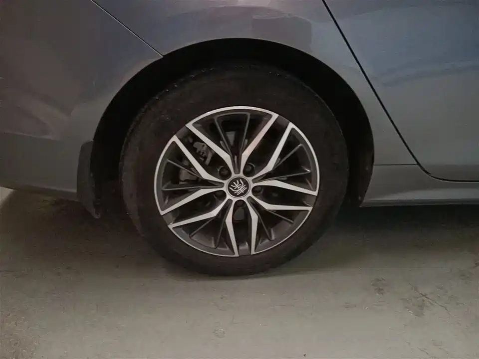 BYD Qin Yuan