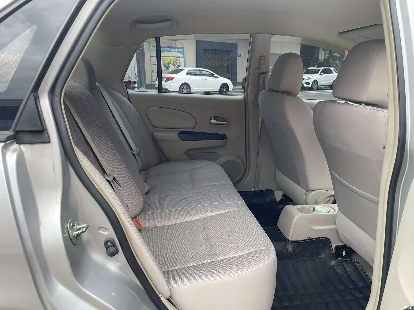 Nissan D50, 2016 11
