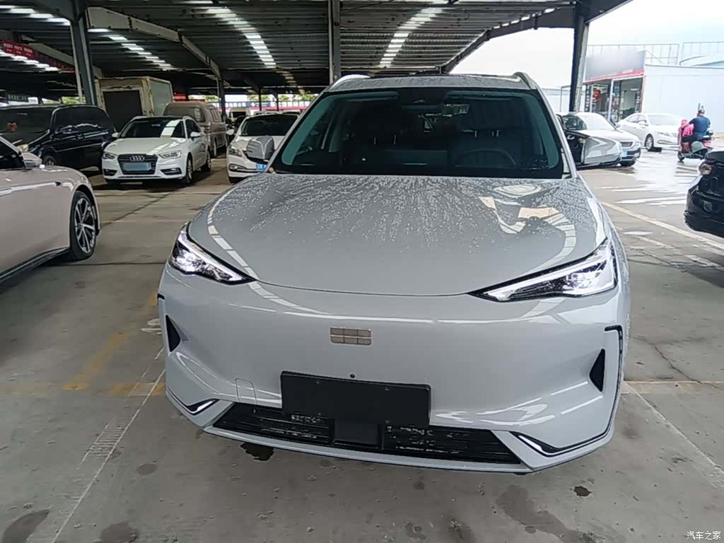 Geely Galaxy E5, 2024 3