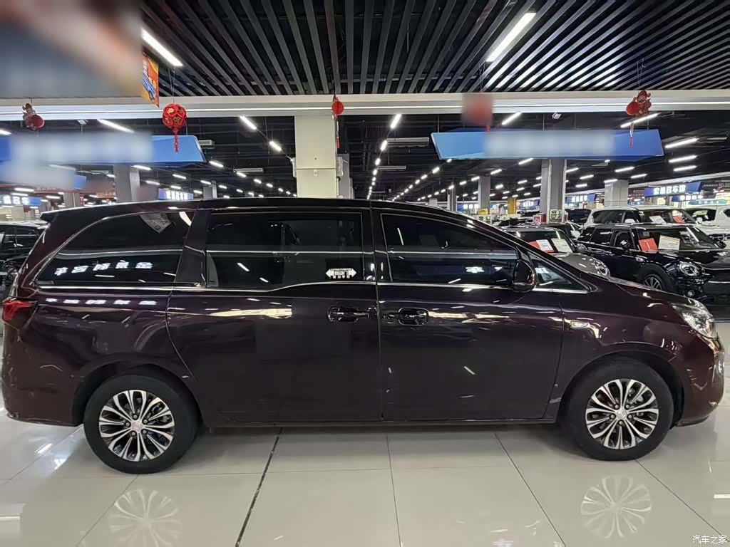 Buick GL8, 2022 11