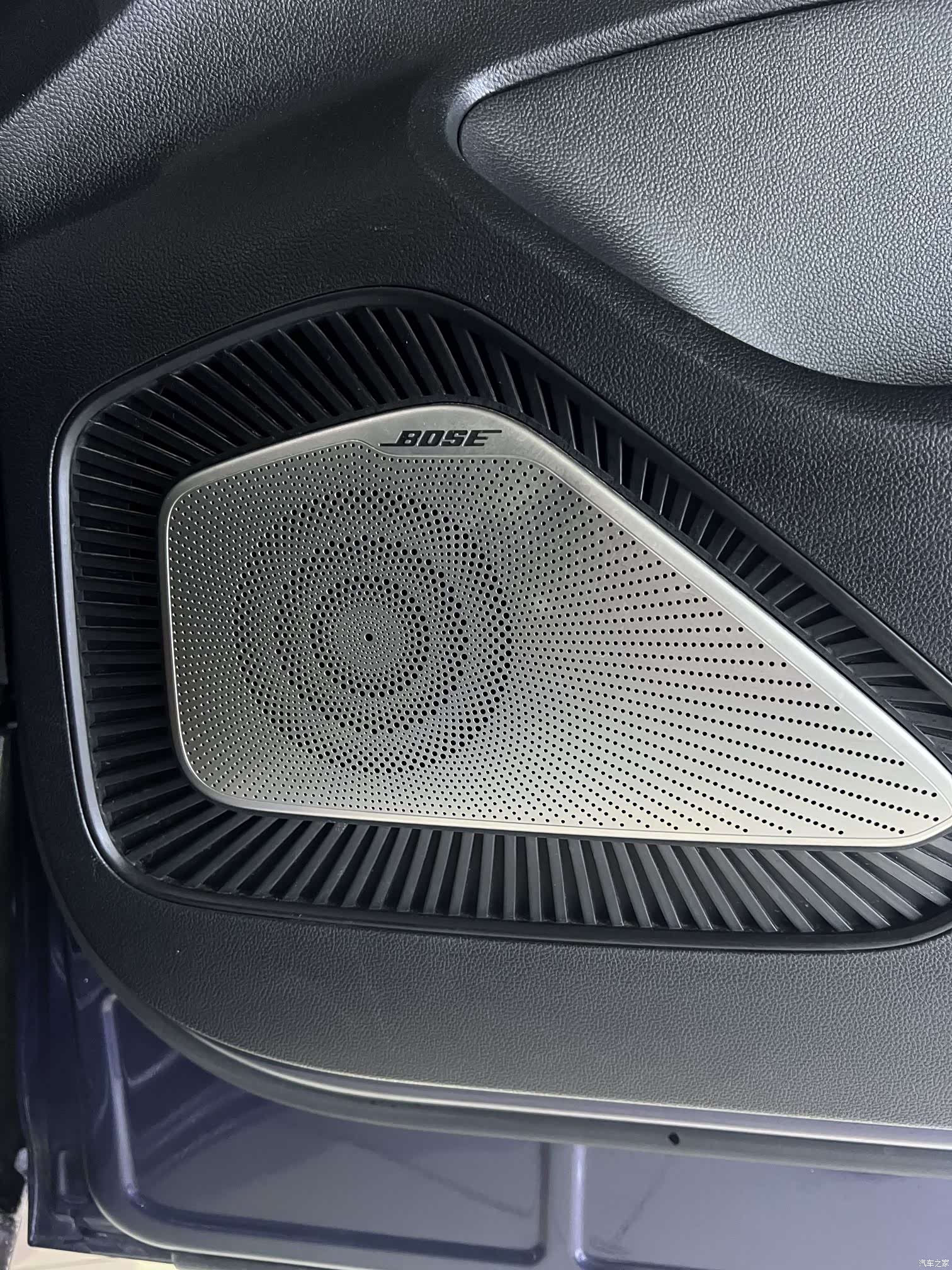 Roewe iMAX8, 2021 4