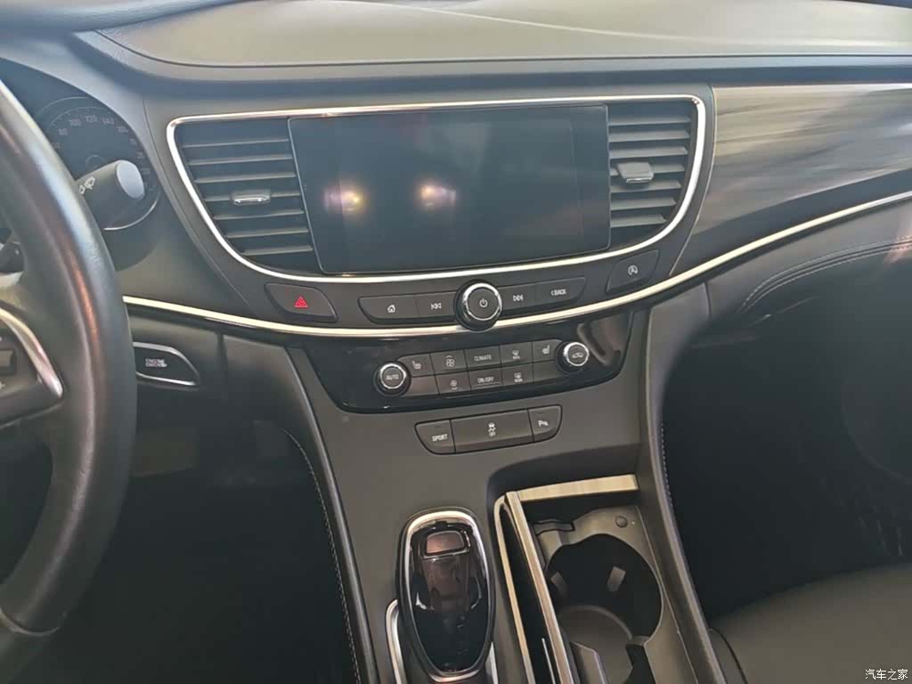 Buick LaCrosse, 2021 13