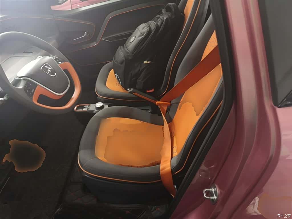 Wuling E100, 2018 17