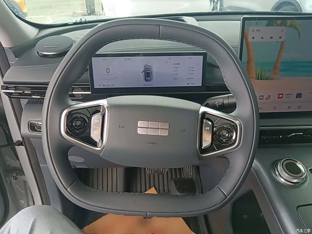 Geely Galaxy E5, 2024 11